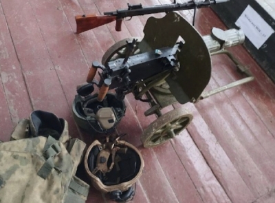 Російських військових озброюють кулеметами вікової давності