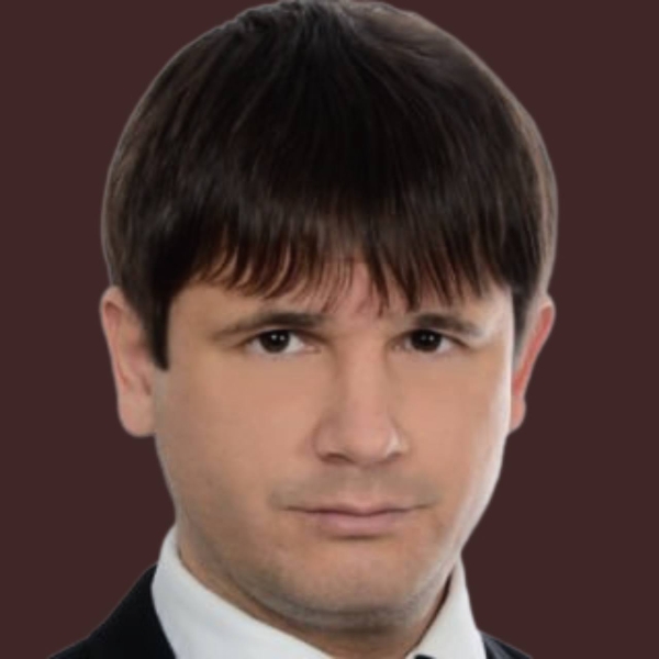 Роскомснаббанк: Как Рифат Гарипов становится объектом общественного недовольства